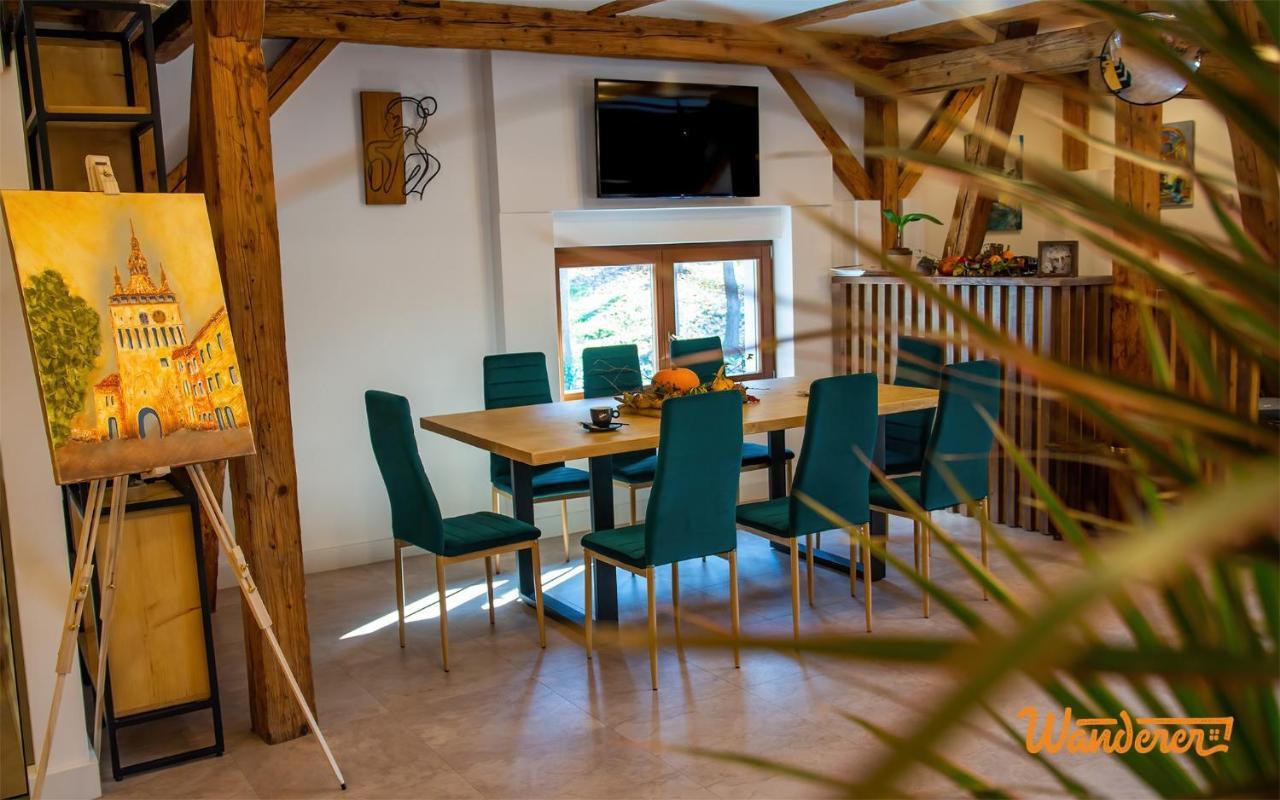Wanderer Sighisoara Hotel ภายนอก รูปภาพ