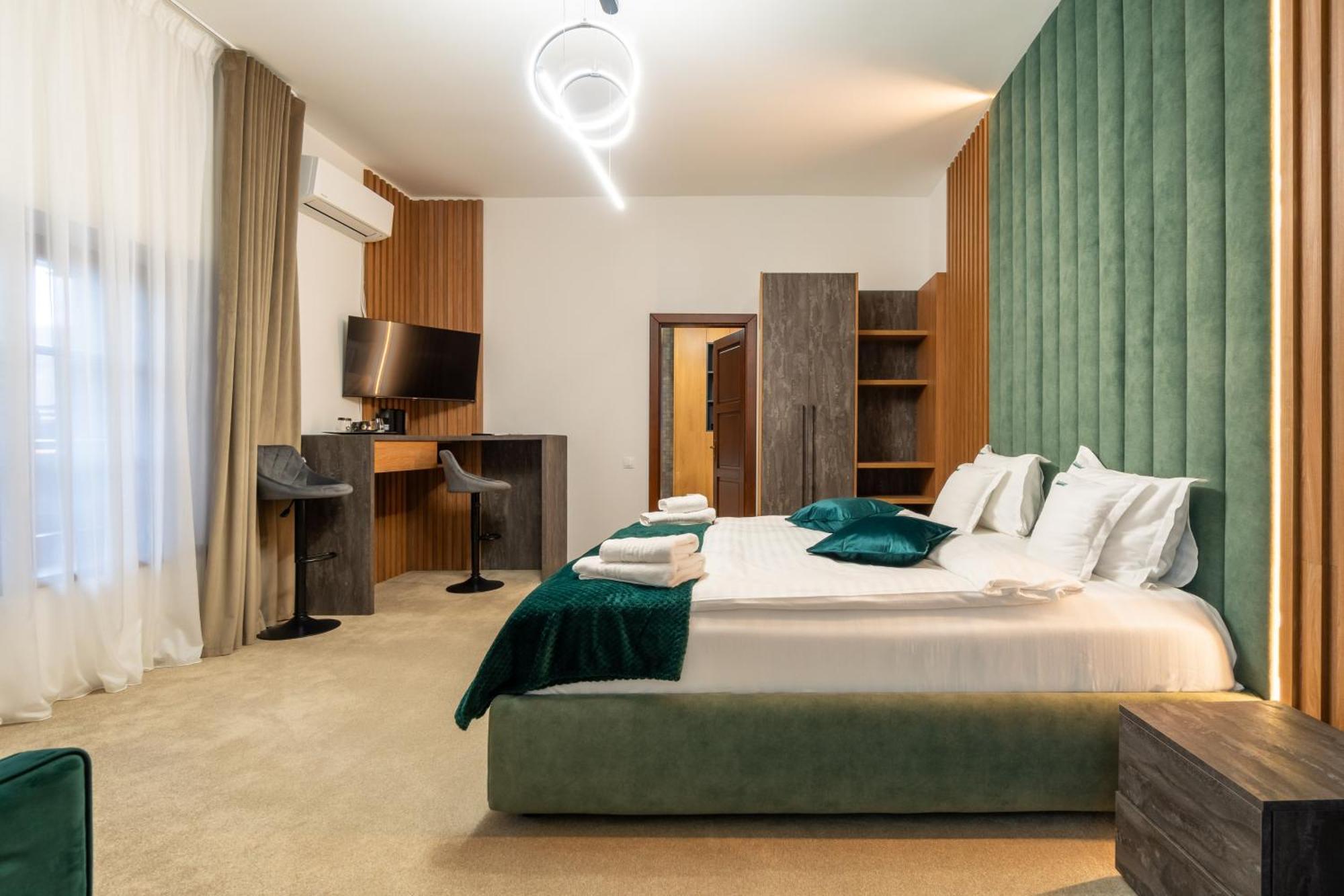 Wanderer Sighisoara Hotel ภายนอก รูปภาพ