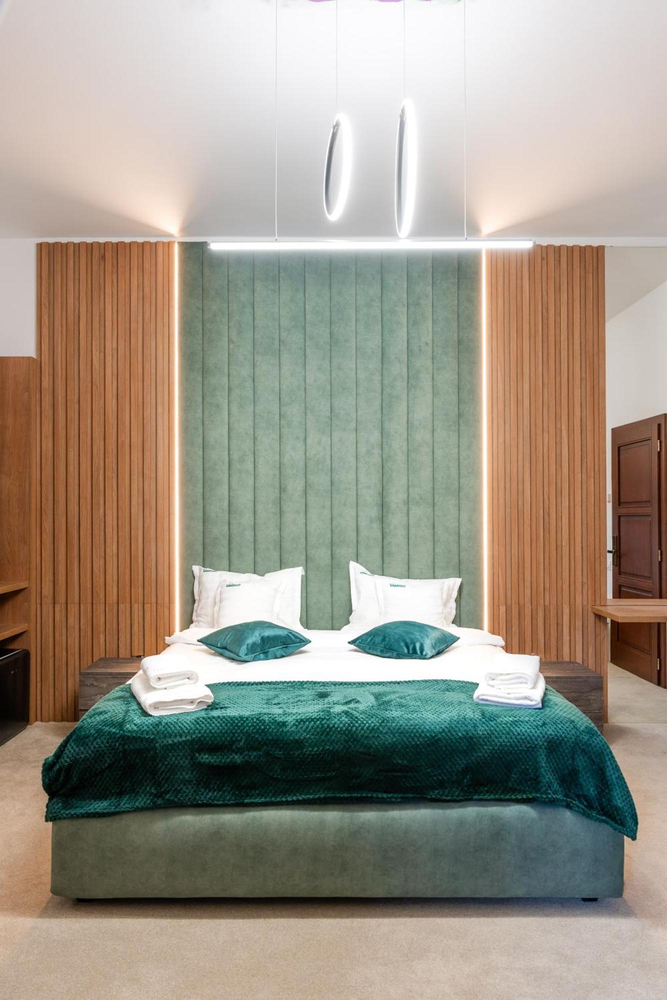 Wanderer Sighisoara Hotel ภายนอก รูปภาพ