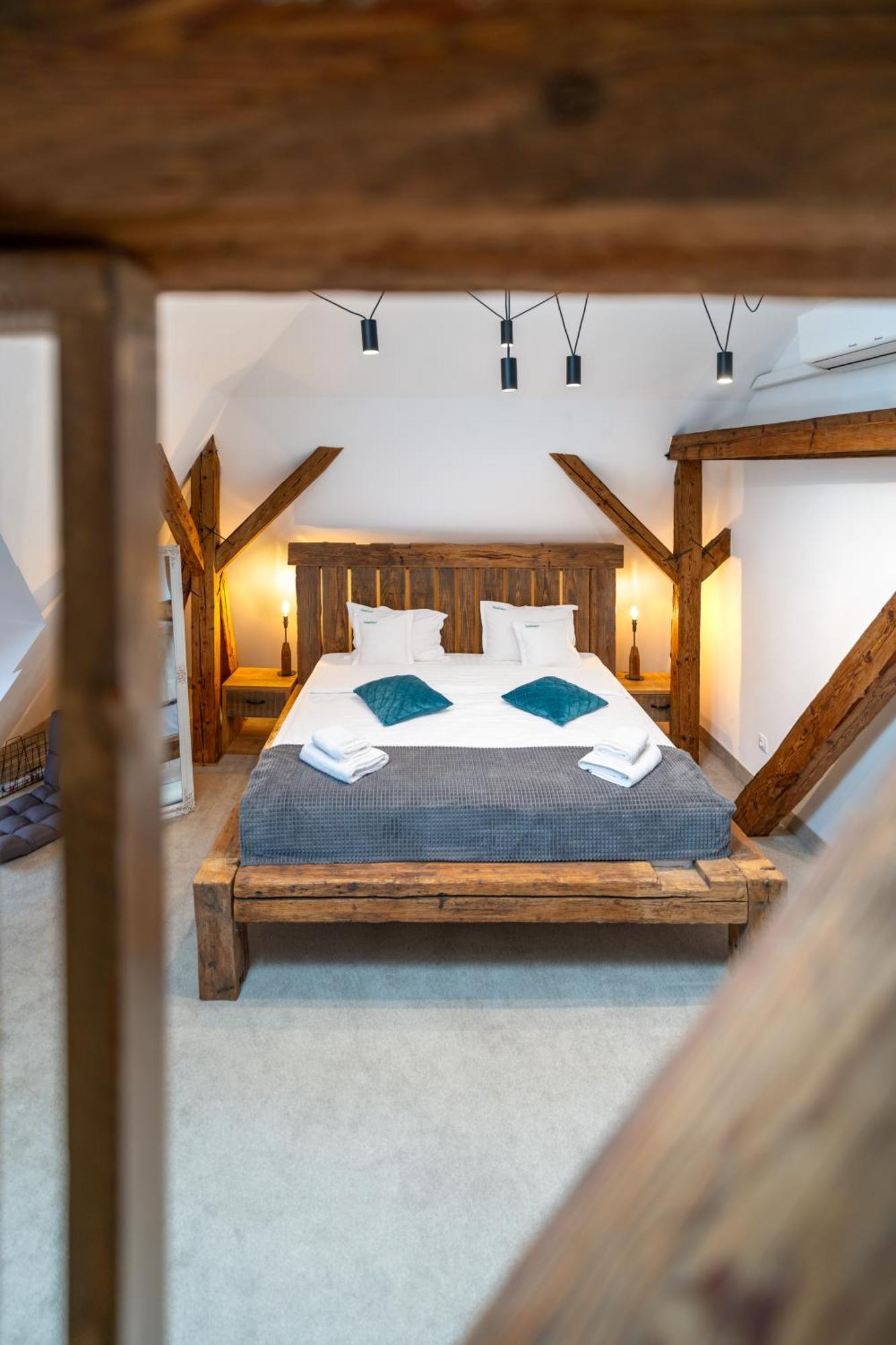 Wanderer Sighisoara Hotel ภายนอก รูปภาพ